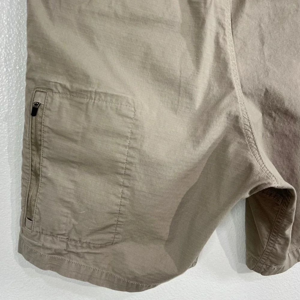 VUORI Ripstop Climber Shorts Cargo Mens Medium Sesame Beige Elastic Drawstring